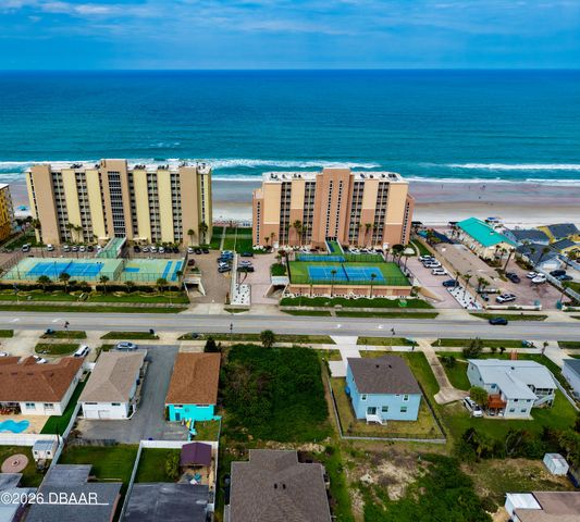 3826 S Atlantic Avenue, Daytona Beach Shores, FL 32118