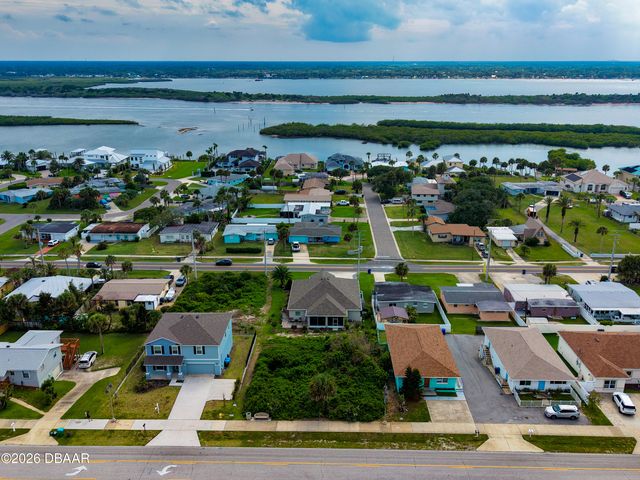 3826 S Atlantic Avenue, Daytona Beach Shores, FL 32118