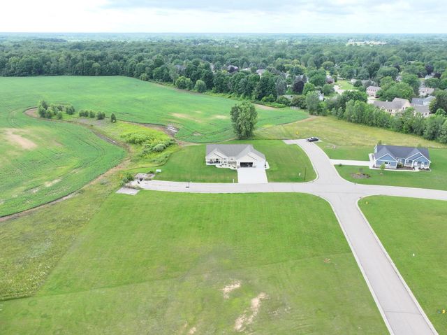 2390 Double Tree Drive, Flushing, MI 48433