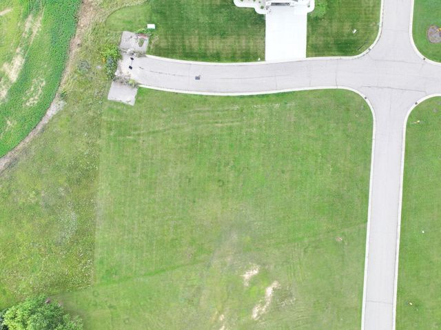 2390 Double Tree Drive, Flushing, MI 48433