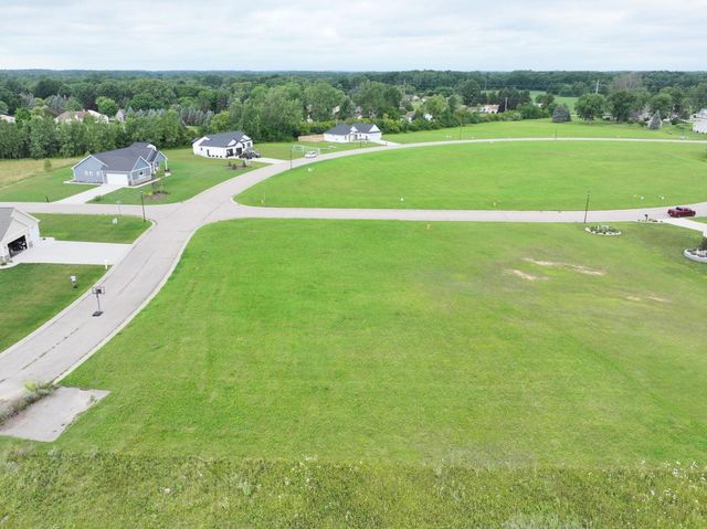 2390 Double Tree Drive, Flushing, MI 48433