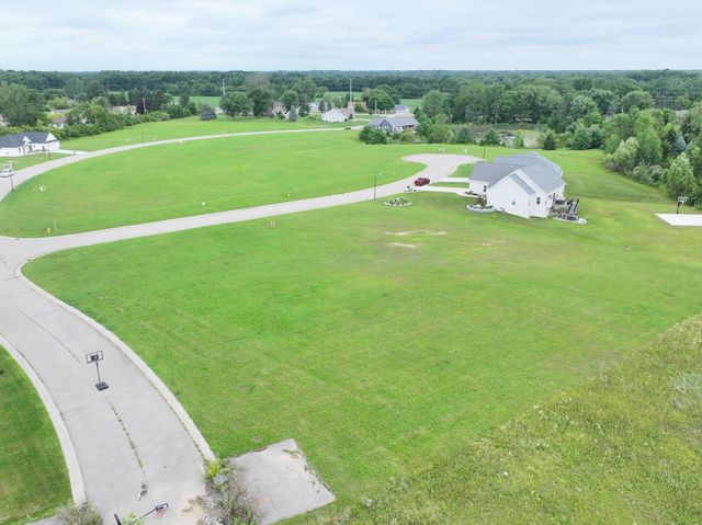 2390 Double Tree Drive, Flushing, MI 48433