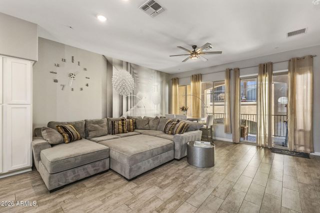 15550 S 5th Avenue 236, Phoenix, AZ 85045