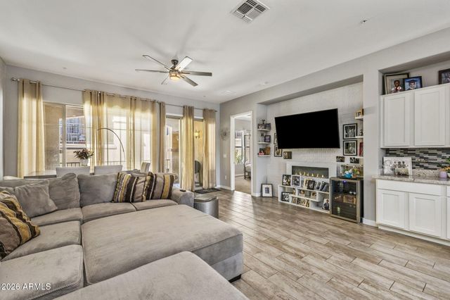 15550 S 5th Avenue 236, Phoenix, AZ 85045
