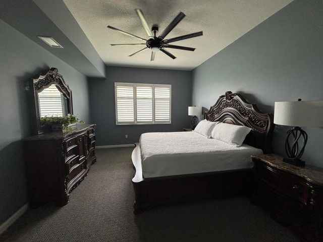 18 W Harbour Isle Drive W 102, Fort Pierce, FL 34949