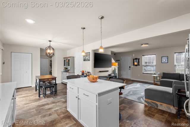 2273 Apple Tree Drive, Burton, MI 48519