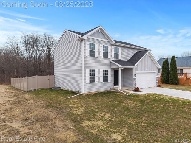 2273 Apple Tree Drive, Burton, MI 48519