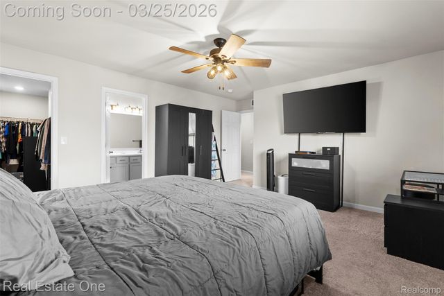 2273 Apple Tree Drive, Burton, MI 48519