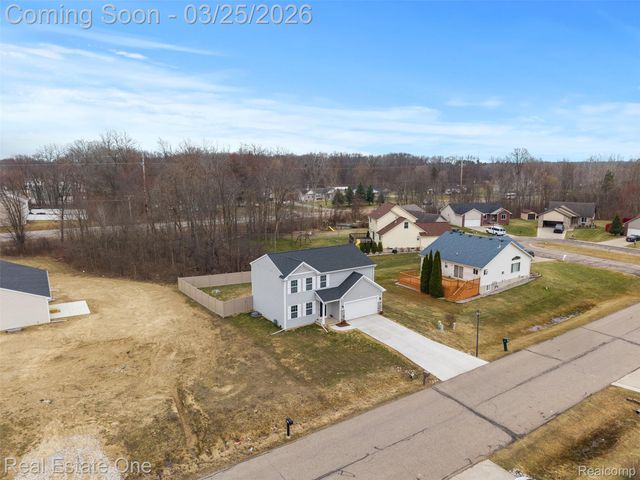 2273 Apple Tree Drive, Burton, MI 48519