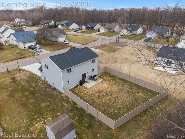 2273 Apple Tree Drive, Burton, MI 48519