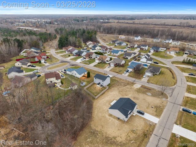 2273 Apple Tree Drive, Burton, MI 48519