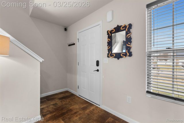 2273 Apple Tree Drive, Burton, MI 48519