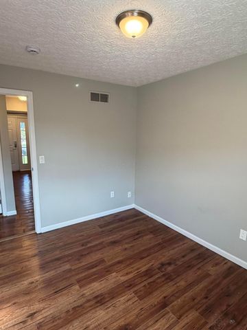 7891 Thornfield Lane, 48, Columbus, OH 43235