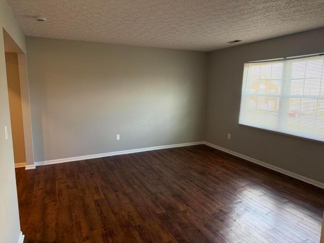 7891 Thornfield Lane, 48, Columbus, OH 43235