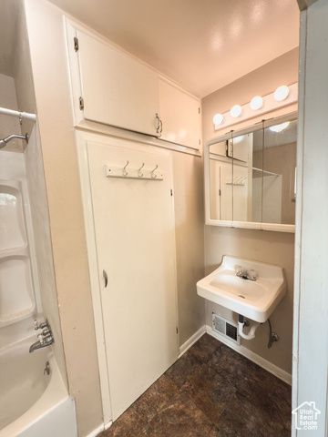 280 W 500 S, Price, UT 84501