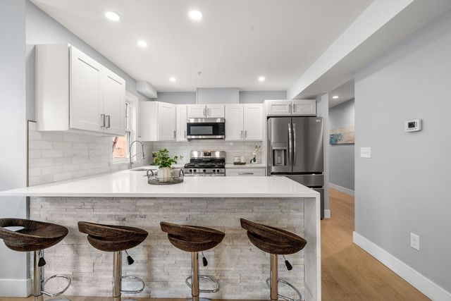 679 Columbia 5, Boston, MA 02125