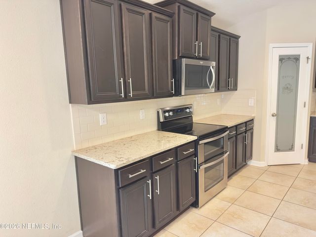 2428 RAPTOR Road, Fleming Island, FL 32003