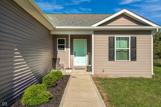 85 Patriots Landing, Fillmore, IN 46128
