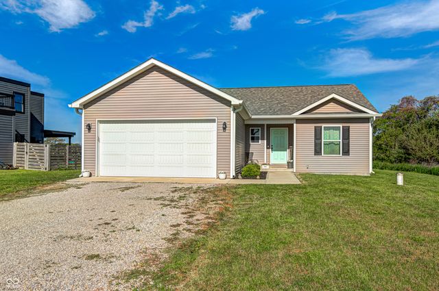 85 Patriots Landing, Fillmore, IN 46128