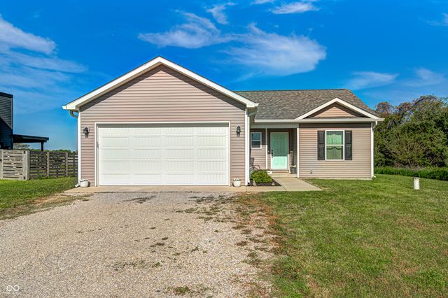 85 Patriots Landing, Fillmore, IN 46128