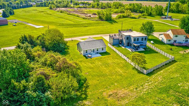 85 Patriots Landing, Fillmore, IN 46128