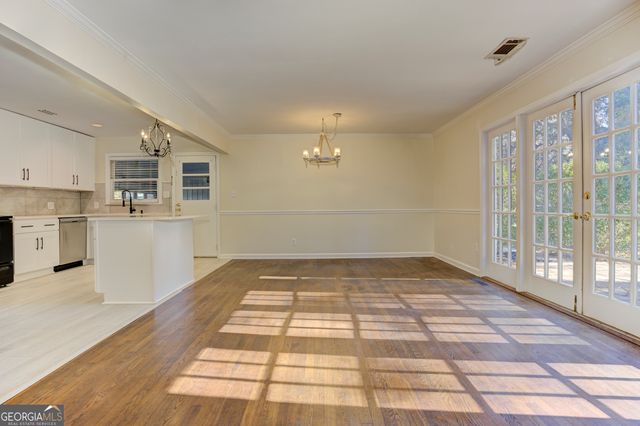 465 Windsor Parkway, Sandy Springs, GA 30342