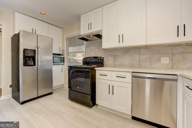 465 Windsor Parkway, Sandy Springs, GA 30342