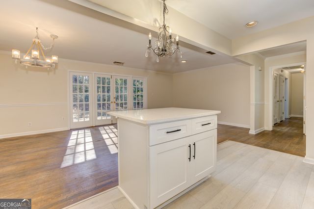 465 Windsor Parkway, Sandy Springs, GA 30342