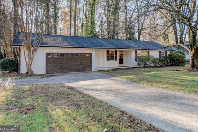 465 Windsor Parkway, Sandy Springs, GA 30342