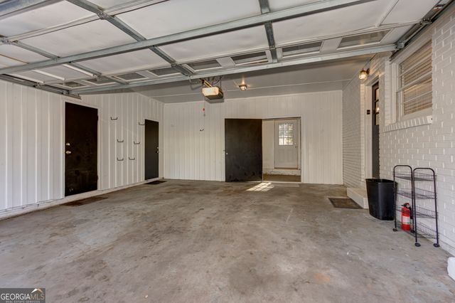 465 Windsor Parkway, Sandy Springs, GA 30342