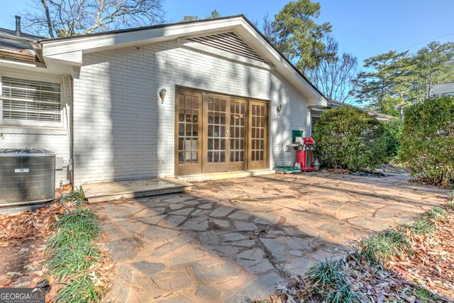 465 Windsor Parkway, Sandy Springs, GA 30342