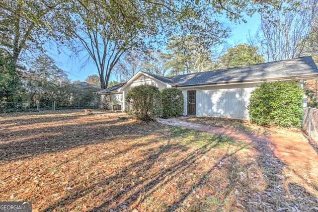 465 Windsor Parkway, Sandy Springs, GA 30342