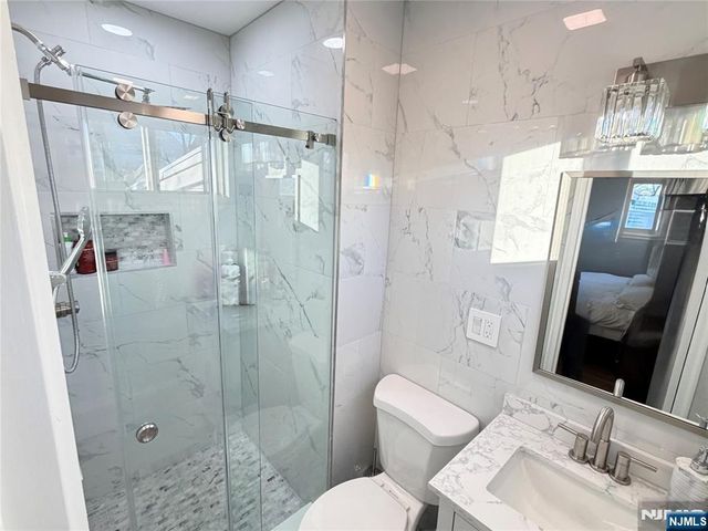 362 Shea Drive, New Milford, NJ 07646