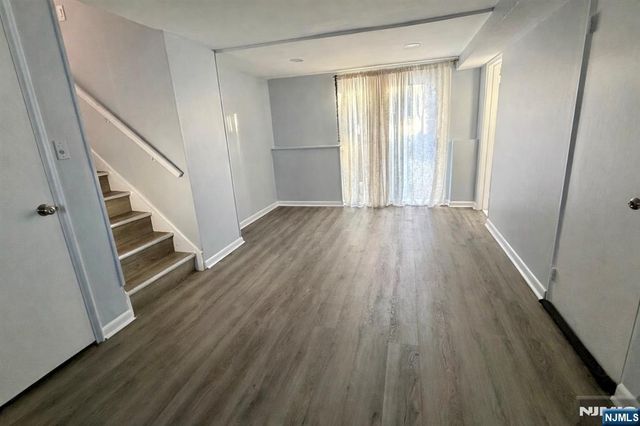 362 Shea Drive, New Milford, NJ 07646