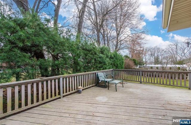 362 Shea Drive, New Milford, NJ 07646