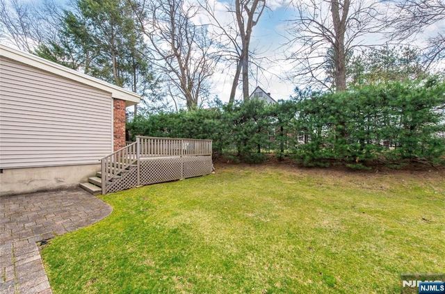 362 Shea Drive, New Milford, NJ 07646