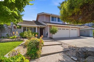32760 Orick St, Union City, CA 94587