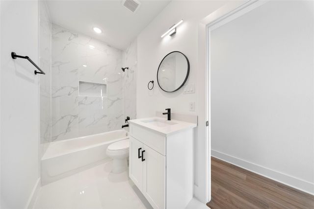 3219 Fontinot Street, Houston, TX 77026