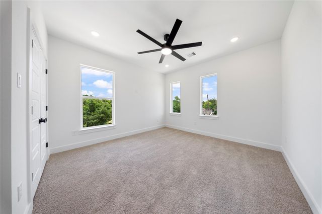 3219 Fontinot Street, Houston, TX 77026