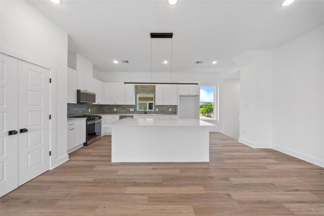 3219 Fontinot Street, Houston, TX 77026