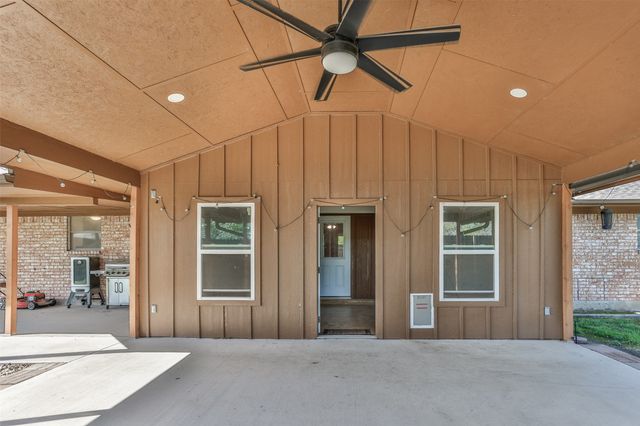 6989 W FM 922, Era, TX 76238