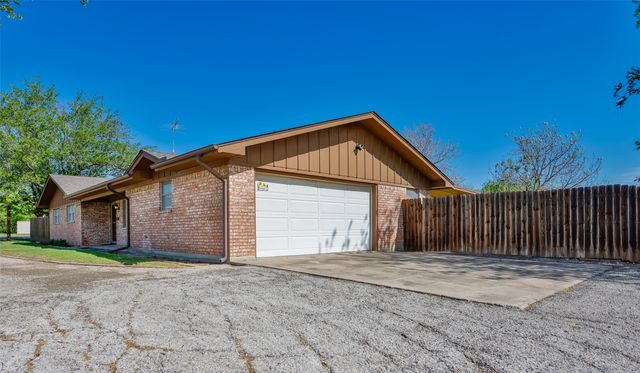 6989 W FM 922, Era, TX 76238