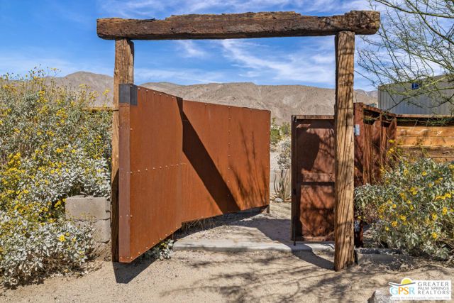 75655 Skyline Drive, Desert Hot Springs, CA 92241