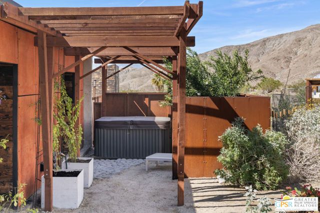 75655 Skyline Drive, Desert Hot Springs, CA 92241