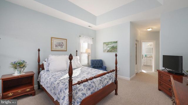 3 VINSON DR, Flemington, NJ 08822