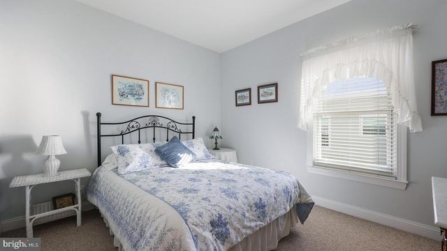 3 VINSON DR, Flemington, NJ 08822