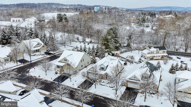 3 VINSON DR, Flemington, NJ 08822