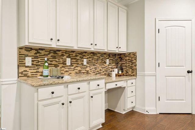 239 Ivy Woods Court, Fountain Inn, SC 29644