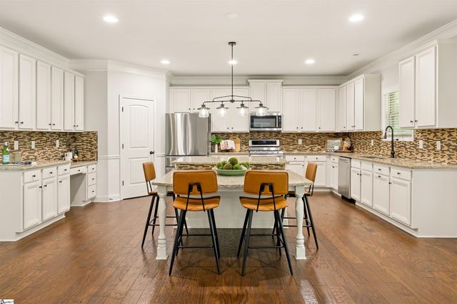 239 Ivy Woods Court, Fountain Inn, SC 29644