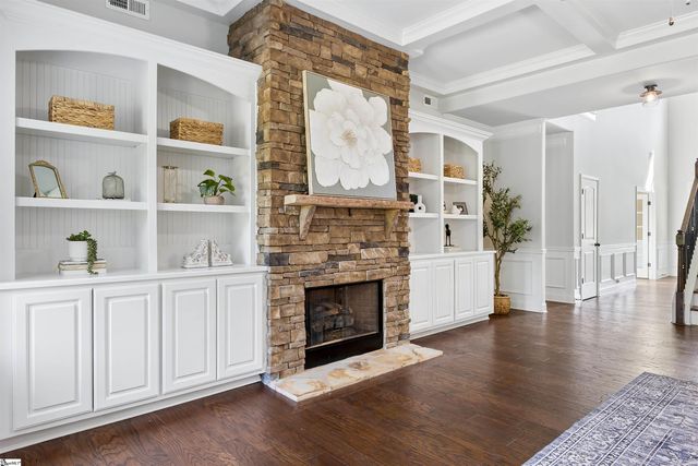 239 Ivy Woods Court, Fountain Inn, SC 29644